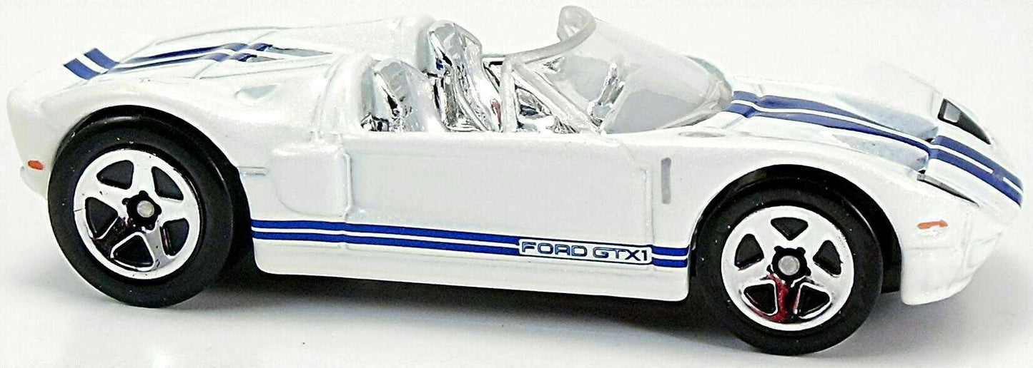 Hot Wheels 2007 - Collector # 017/180 - New Models 17/36 - Ford GTX-1 - White - 5 Spokes - USA