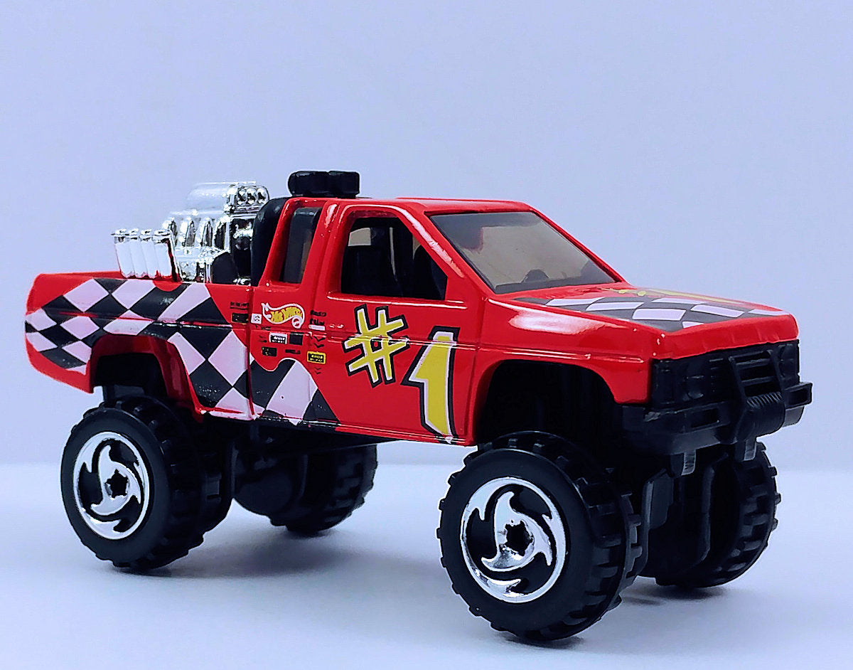 Hot Wheels 1997 - Collector # 131 - Nissan Hardbody - Red - Sawblades - USA