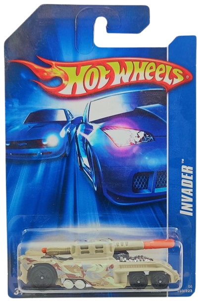 Hot Wheels 2006 - Collector # 193/223 - Invader (Tank) - Tan Camo - Rotating Turret / Missle Fires - USA '07 Card - MPN J8026