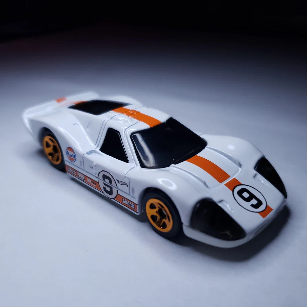 Hot Wheels 2022 Collector 058 250 Retro Racers 4 10 67 Ford GT40 MkIV White Gulf Racing