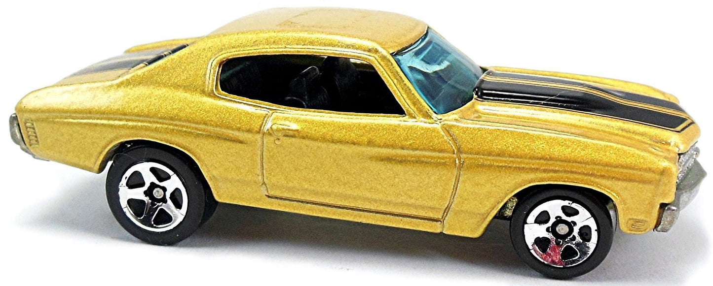 Hot Wheels 1999 - Collector # 915 - First Editions 4/26 - 1970 Chevelle SS - Gold Metalflake - Black Racing Stripes - USA Card