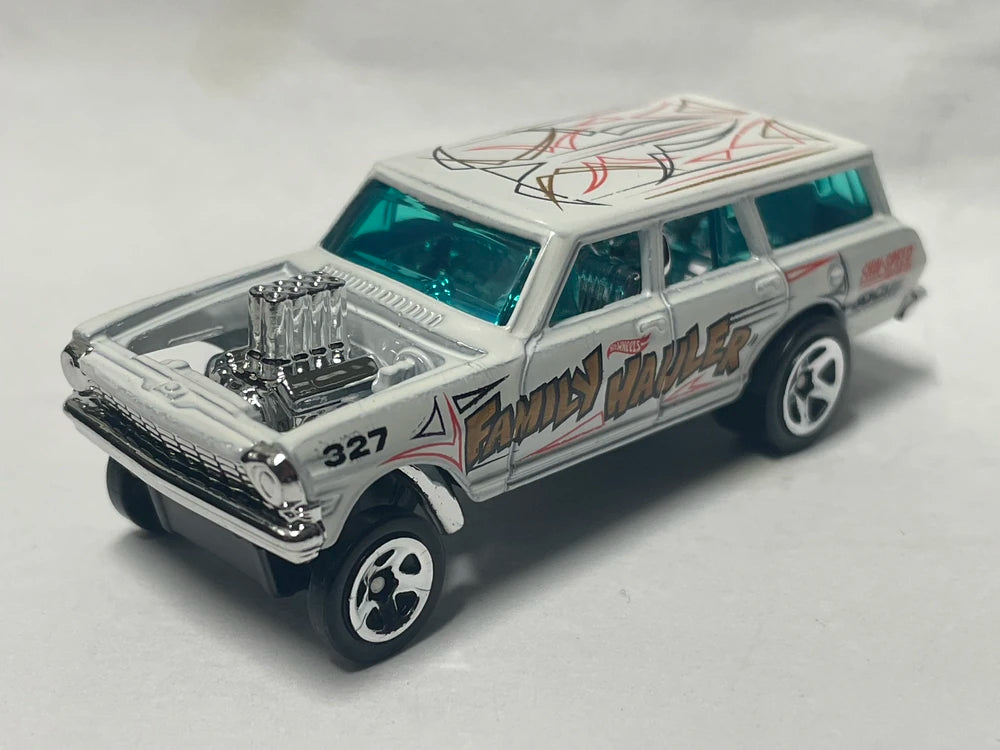 Hot Wheels 2025 - Gift Pack / 5 Pack - HW Gassers - Straight Pipes, '64 Chevy Nova Gasser, '55 Chevy Bel Air Gasser, '65 Mercury Comet Cyclone & Fast-Bed Hauler