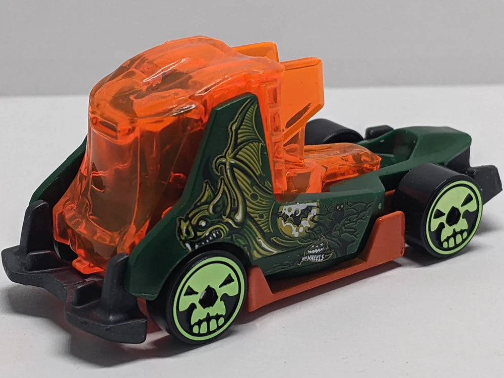 Hot Wheels 2025 - Theme / Happy Halloween Series 3/5 - Haul-O-Gram - Green - Green Chrome Skull Wheels - Grocery Store's Exclusive - Special Halloween Blister Card