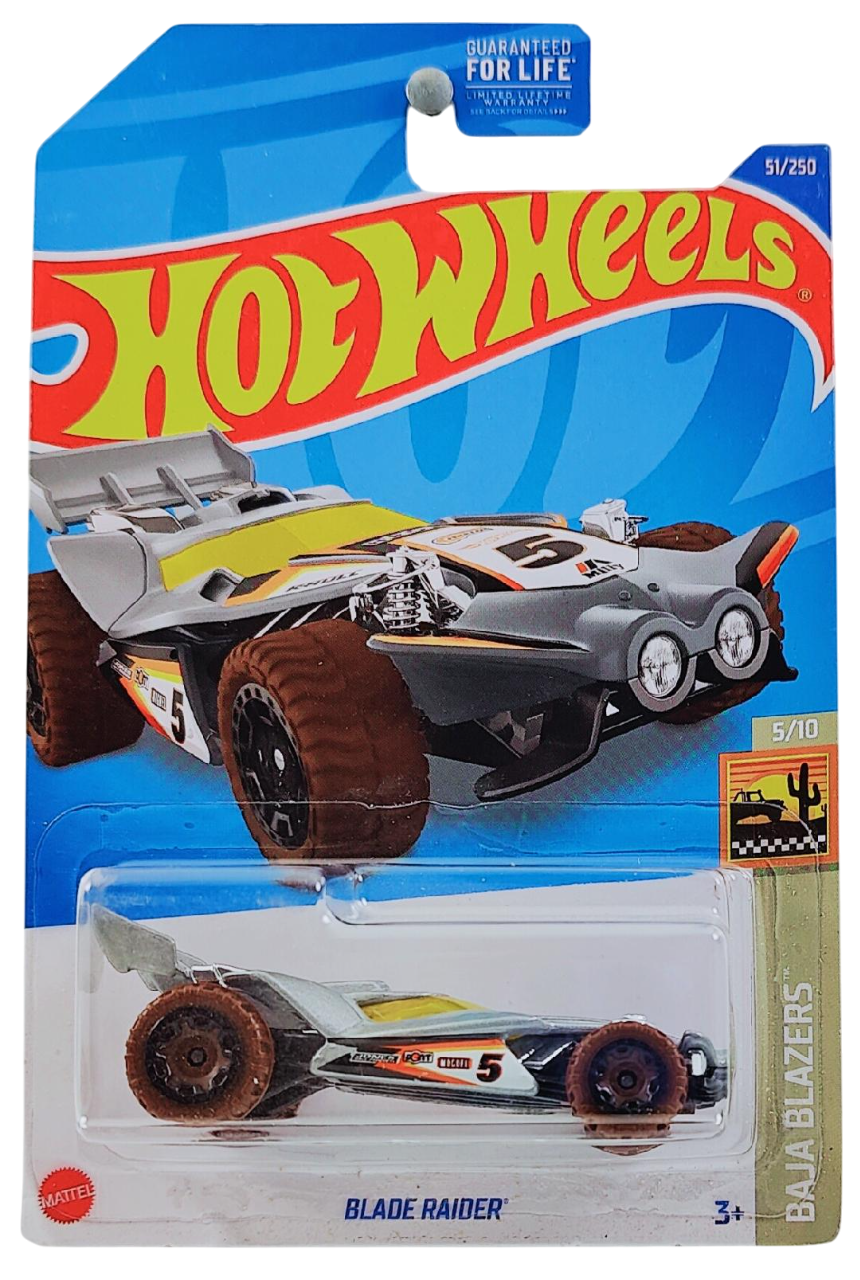 Hot Wheels 2022 - Collector # 051/250 - Baja Blazers 5/10 - Blade Raider - Silver Metalflake - USA Card