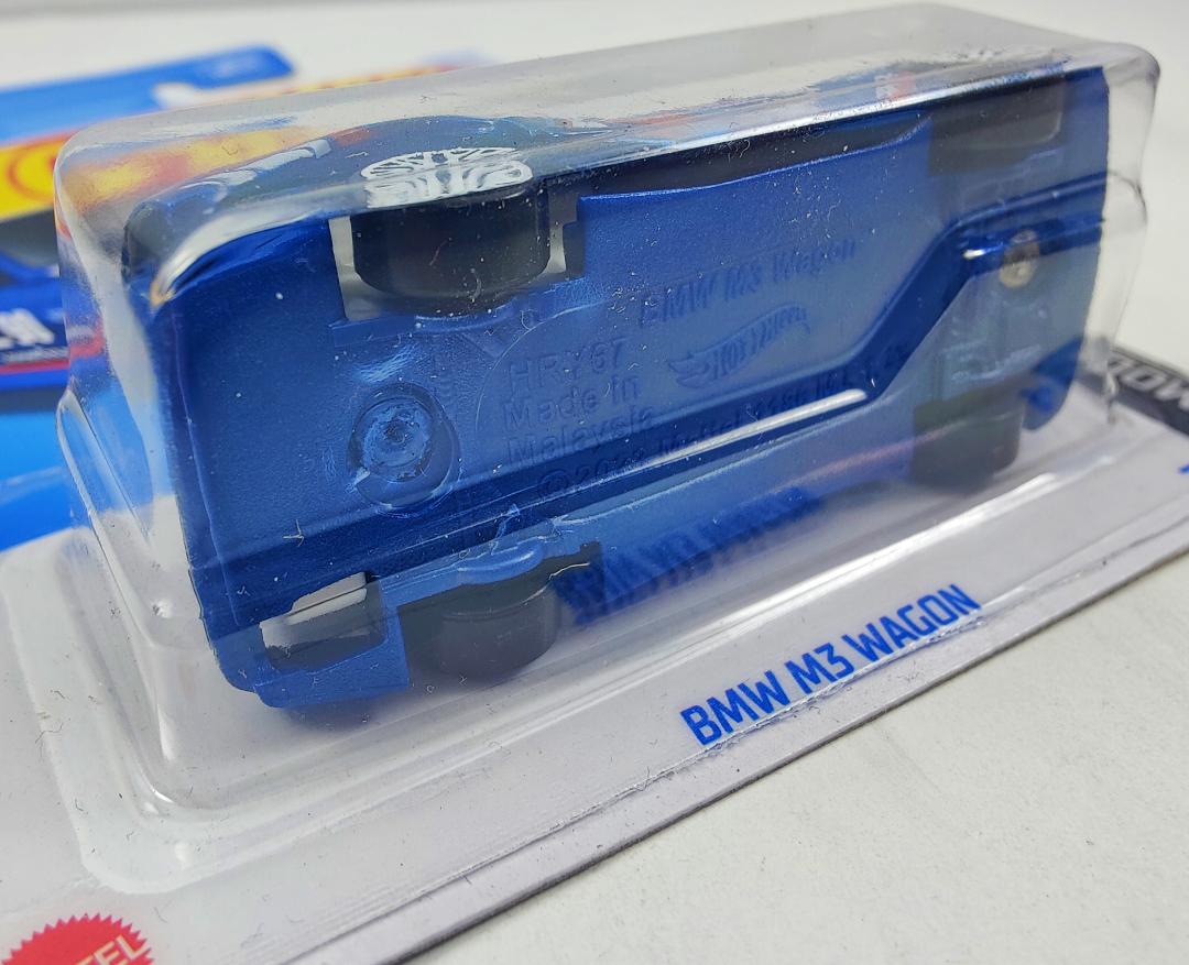 Hot Wheels 2024 - Collector # 138/250 - HW Modified 10/10 - New Models - BMW M3 Wagon - Blue / White Hood / #90 - White E10SP - USA Card - ERROR!