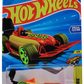 Hot Wheels 2025 - Collector # 085/250 - Fast Foodie 1/5 - Street Wiener - Biege & Orange - Green Tires - USA Card