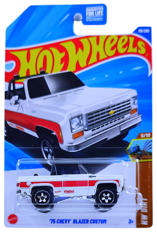 Hot Wheels 2025 - Collector # 115/250 - HW Dirt 5/10 - '75 Chevy Blazer Custom - White & Red - Baja 5 Wheels - USA Card