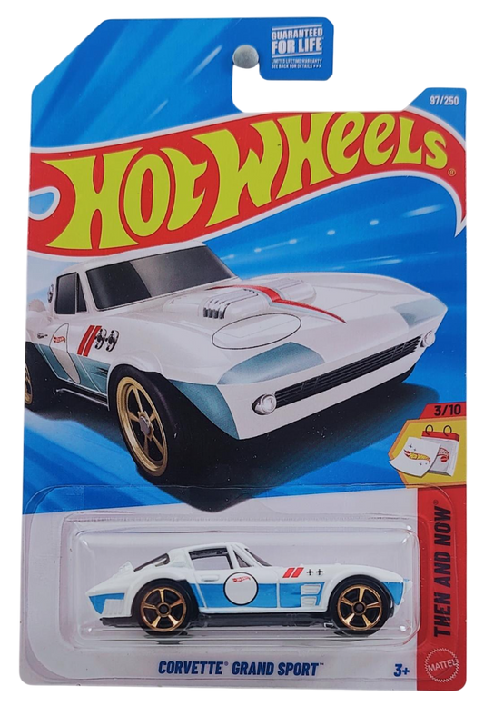Hot Wheels 2026 - Collector # 097/250 - Then and Now 3/10 - Corvette Grand Sport - White - MC5 Wheels - USA '2026' Card