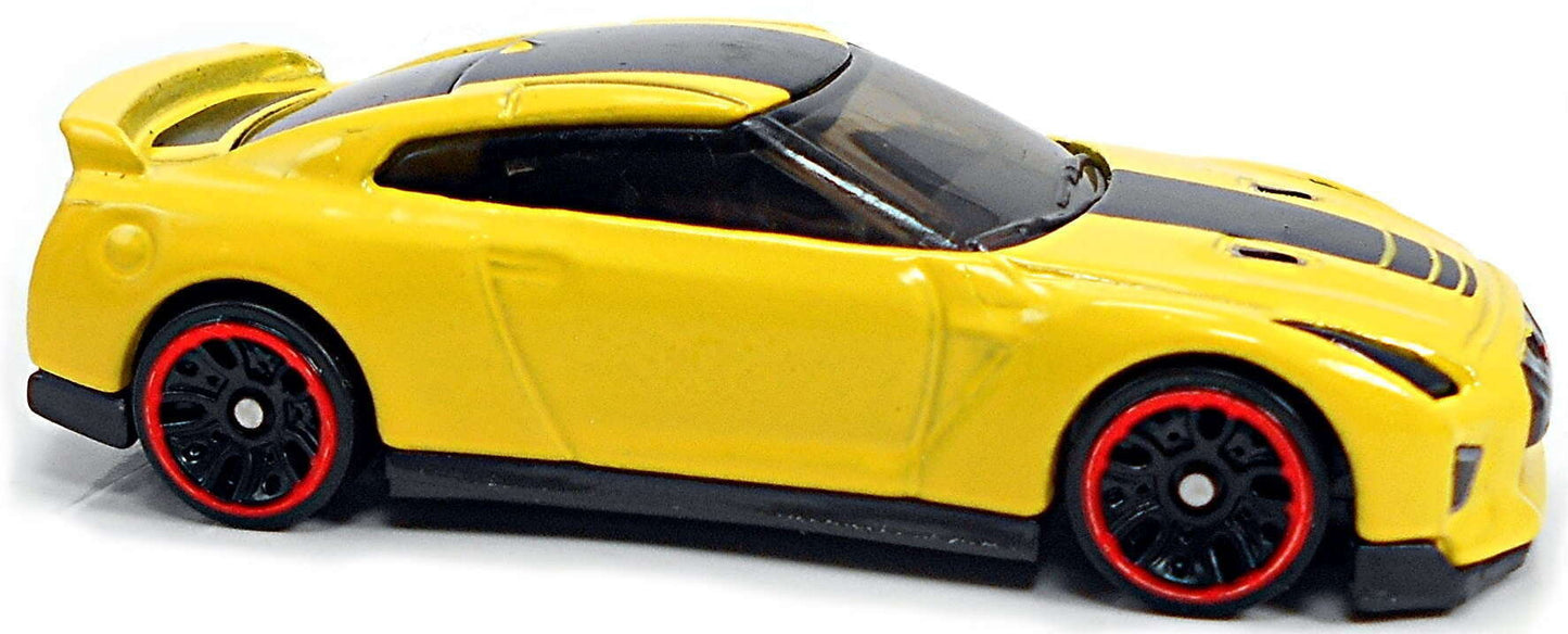 Hot Wheels 2021 - Collector # 079/250 - Then And Now 2/10 - '17 Nissan GT-R (R35) - Yellow - USA Card