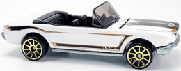 Hot Wheels 2006 - Collector # 087/219 - Motown Metal 2/5 - ‘65 Mustang (Convertible) - White - Gold 10 Spoke Wheels - Opening Hood - USA '06 Card