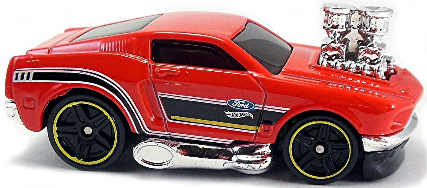 Hot Wheels 2017 - Collector # 027/365 - Tooned 4/10 - '68 Mustang - Red - USA Card