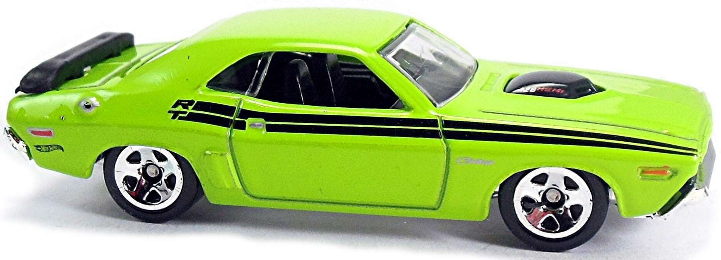 Hot Wheels 2011 - Collector # 012/244 - New Models 12/50 - '71 Dodge Challenger - Green - USA Card