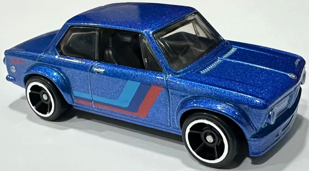 Hot Wheels 2025 - Collector # 077/250 - HW: '70s vs. '90s 5/10 - BMW 2002 - Blue Metalflake - OH5 Wheels - USA Card