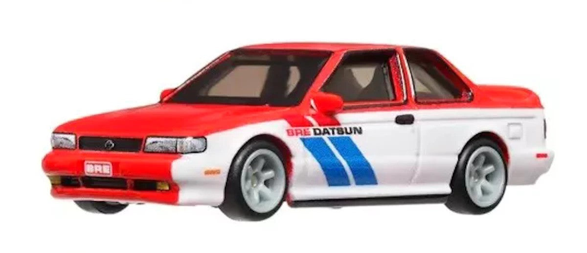 Hot Wheels 2024 - Premium / BRE Datsun Diorama - BRE Datsun 620, BRE Datsun 510 Wagon, 1991 BRE Nissan Sentra SE-R & BRE Sakura Sprinter - Metal/Metal & Real Riders - Display Box