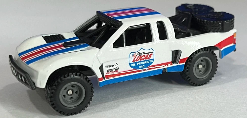 Hot Wheels 2021 - Premium / Car Culture / Hyper Haulers # 2/5 - Baja Bouncer - White / Lucas Oil - Metal/Metal & Real Riders - NEW Casting