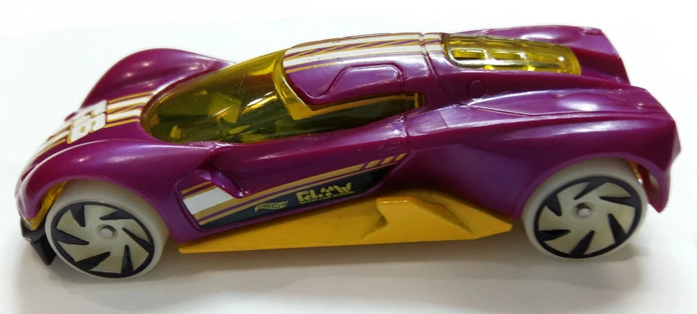 Hot Wheels 2018 - Collector # 133/365 - HW Glow Wheels 1/10 - Crescendo - Purple - USA 50th Card