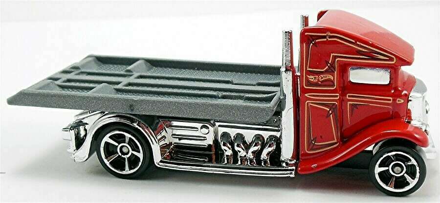 Hot Wheels Fast Bed Hauler - 1:64 Scale Die-Cast Off-Road Truck With Flashing Light, Portable Toy Car