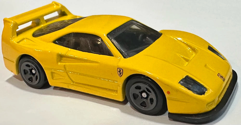 Hot Wheels 2025 - Collector # 198/250 - HW Exotics 4/5 - New Models - Ferrari F40 Competizione - Yellow - Gray 5 Spokes - USA 'Prancing Horse' Card