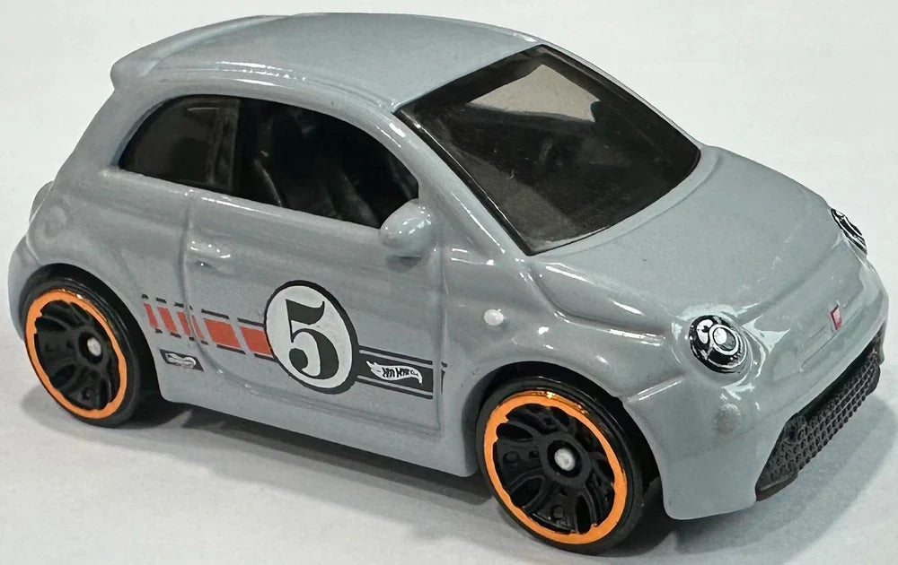 Hot Wheels 2024 - Collector # 022/250 - Compact Kings 02/05 - Fiat 500e - Gray - '5' - IC