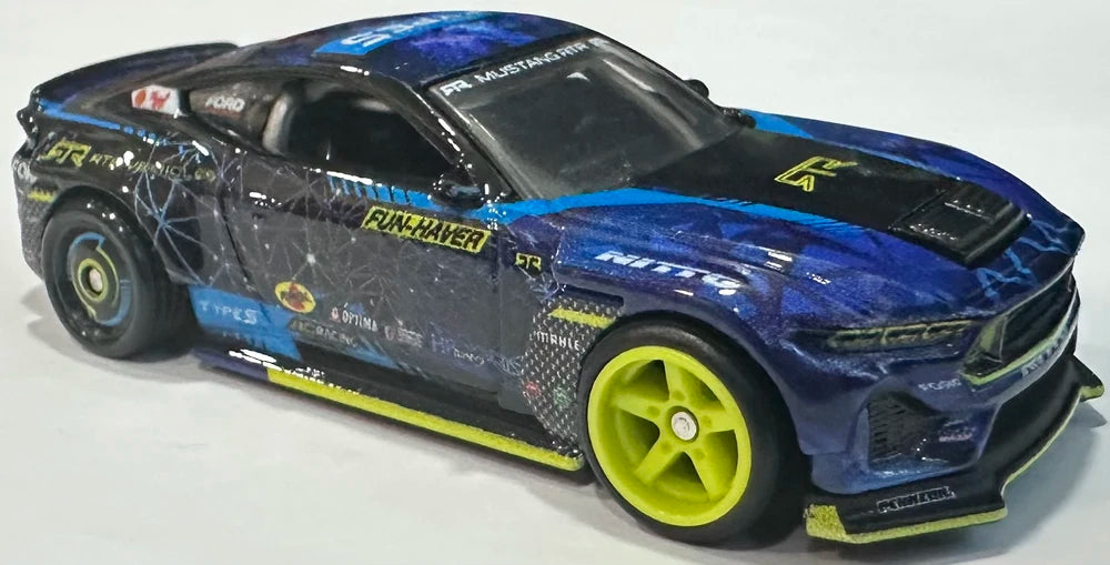 Hot Wheels 2025 - Premium / Car Culture / Circuit Legends 1/5 - 2024 Ford Mustang RTR Spec 5-FD - Black - Metal/Metal & Real Riders - NEW Casting!