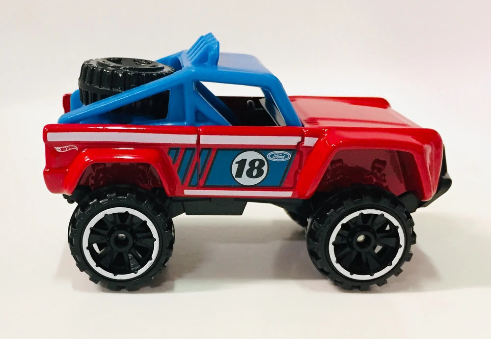 Hot Wheels 2018 Theme Ford Pickup Truck Series 5 8 Custom Ford Bronco Red Black OR6SP Wheels with White Ring No Windows Black Interior
