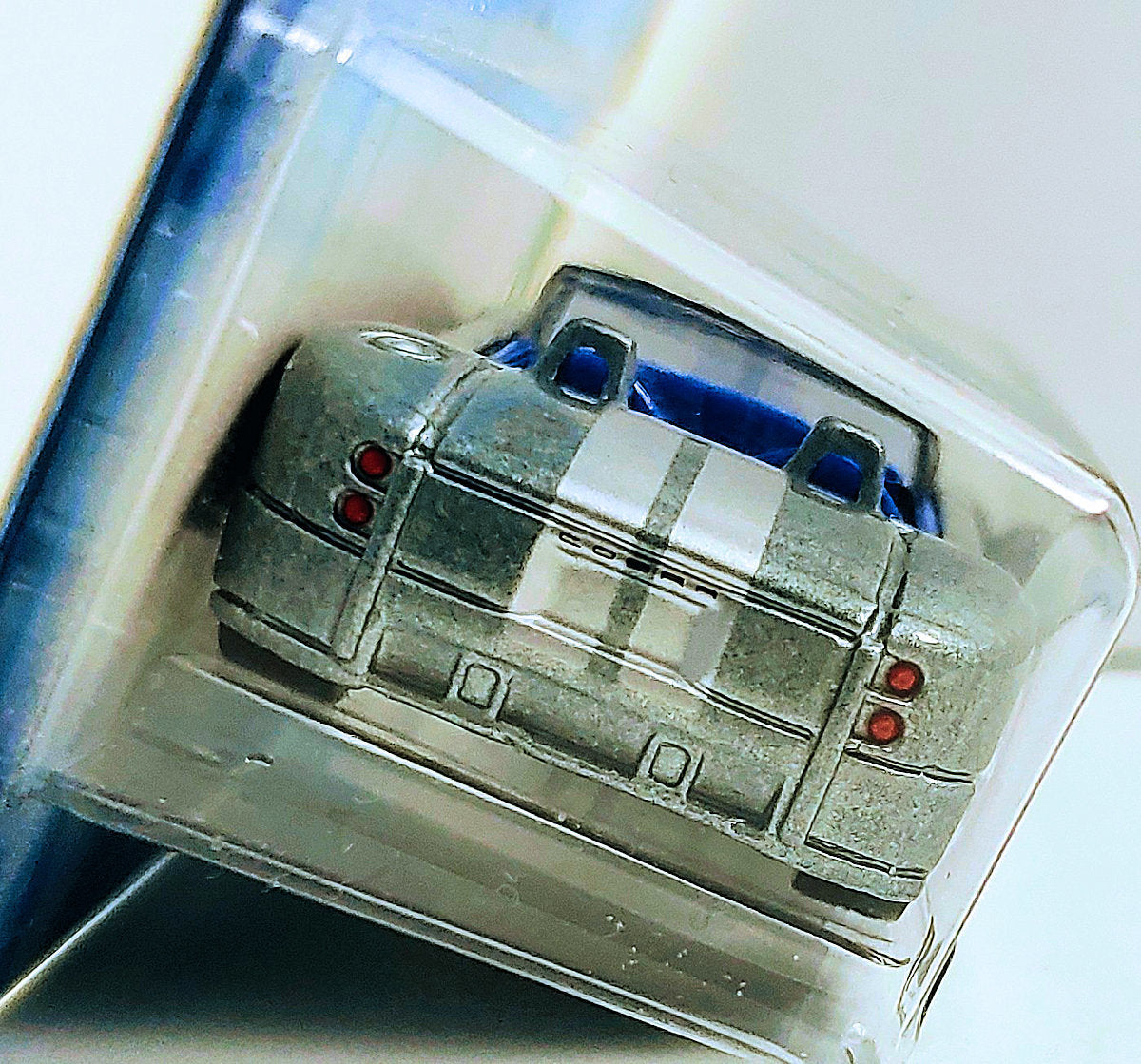 Hot Wheels 2005 - Collector # 001/183 - First Editions / Realistix 1/20 - Ford Shelby Cobra Concept - Gray / Long Racing Stripes & 'COBRA' - PR5 Wheels - USA Card