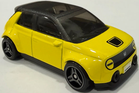 Hot Wheels 2026 - Collector # 115/250 - HW EV 9/10 - New Models - Custom 2020 Honda e - Yellow / Black Roof -  Gray FC3 Wheels - USA '2026' Card
