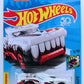 Hot Wheels 2018 - Collector # 113/365 - Street Beasts 5/10 - Hotweiler - White - USA 50th Card