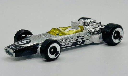 Hot Wheels 2025 - Collector # 193/250 - HW Race Day 8/10 - '68 Lotus Type 49 - ZAMAC / #5 - L4 Wheels - Kroger Exclusive - USA Card