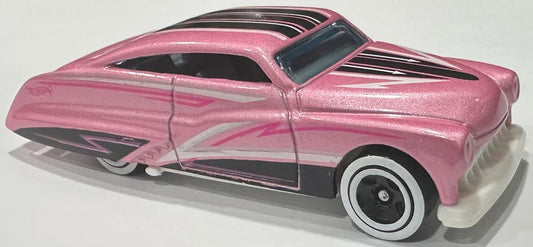 Hot Wheels 2026 - Collector # 046/250 - HW Fan Driven 3/5 - Purple Passion - Metalflake Pink - White Walls on 5 Spoke Wheels - USA Card