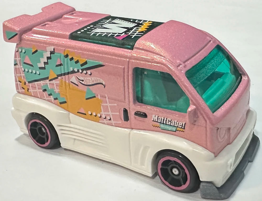 Hot Wheels 2025 - Collector # 011/250 - HW Art Cars 1/10 - New Models - Kei Swap - Pink / 'W' on Roof - USA Card