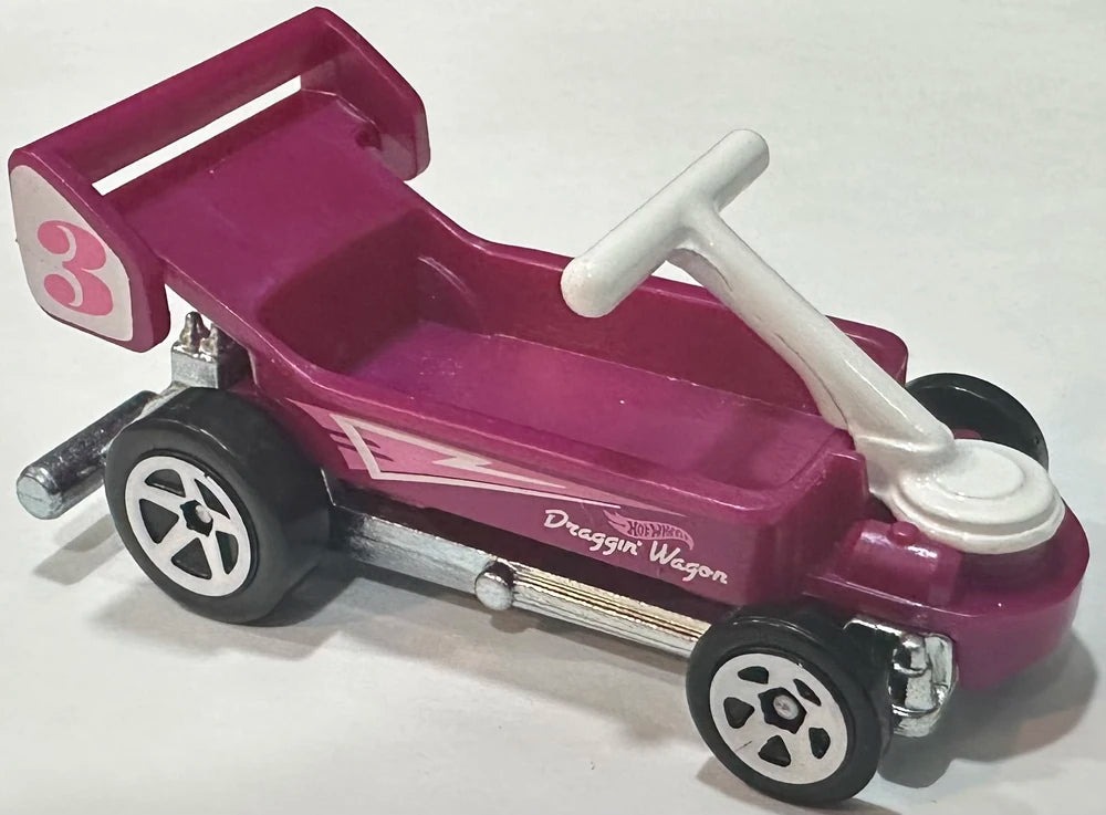 Hot Wheels 2025 - Collector # 068/250 - HW Ride-Ons 3/5 - Draggin' Wagon - Purple - White 5 Spokes - USA Card