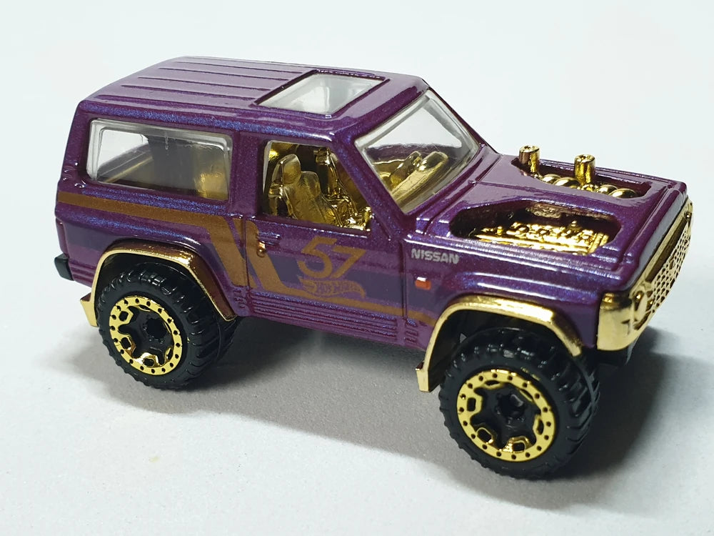 Hot Wheels 2025 - Theme / Mix 2 / Purple & Gold / 57th Anniversary 3/6 - Nissan Patrol Custom - Pearl Purple & Gold Chrome - Drug & Discount Stores Exclusive