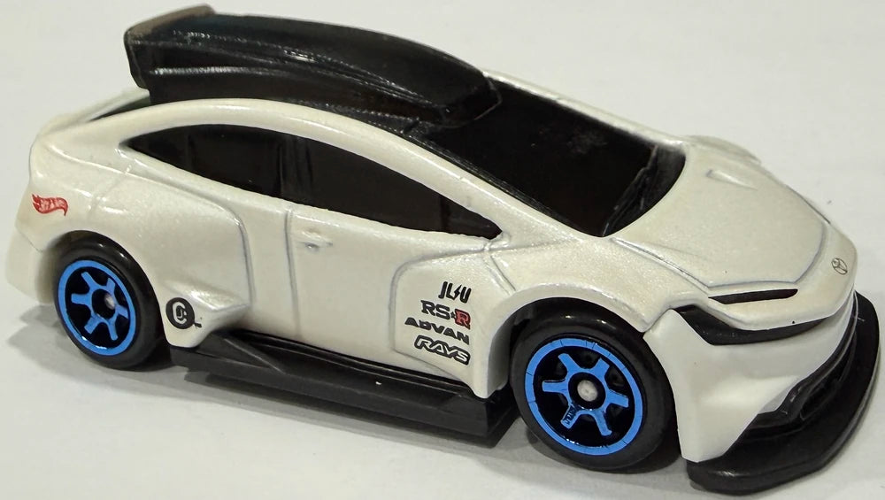 Hot Wheels 2026 - Collector # 060/250 - HW J-Imports 1/10 - New Models - Toyota Prius Custom - without Roofbox - Wind Chill Pearl White - Blue 6 Spoke Wheels - USA '2026' Card