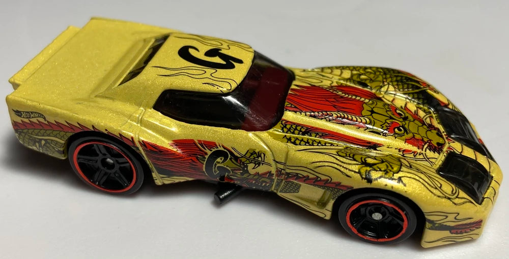 Hot Wheels 2023 - Collector # 065/250 - HW Art Cars 07/10 - '76 Greenwood Corvette - Metallic Beige / 'G' - IC