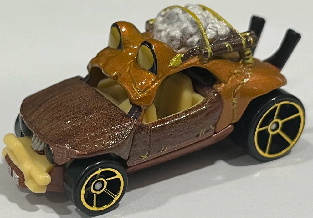 Hot Wheels 2014 - Character Cars / Star Wars # 14/15 - Wicket - Dark Brown, Dark Orange, Tan & Dirty White - Gold OH5SP Wheels - Blue Card Series