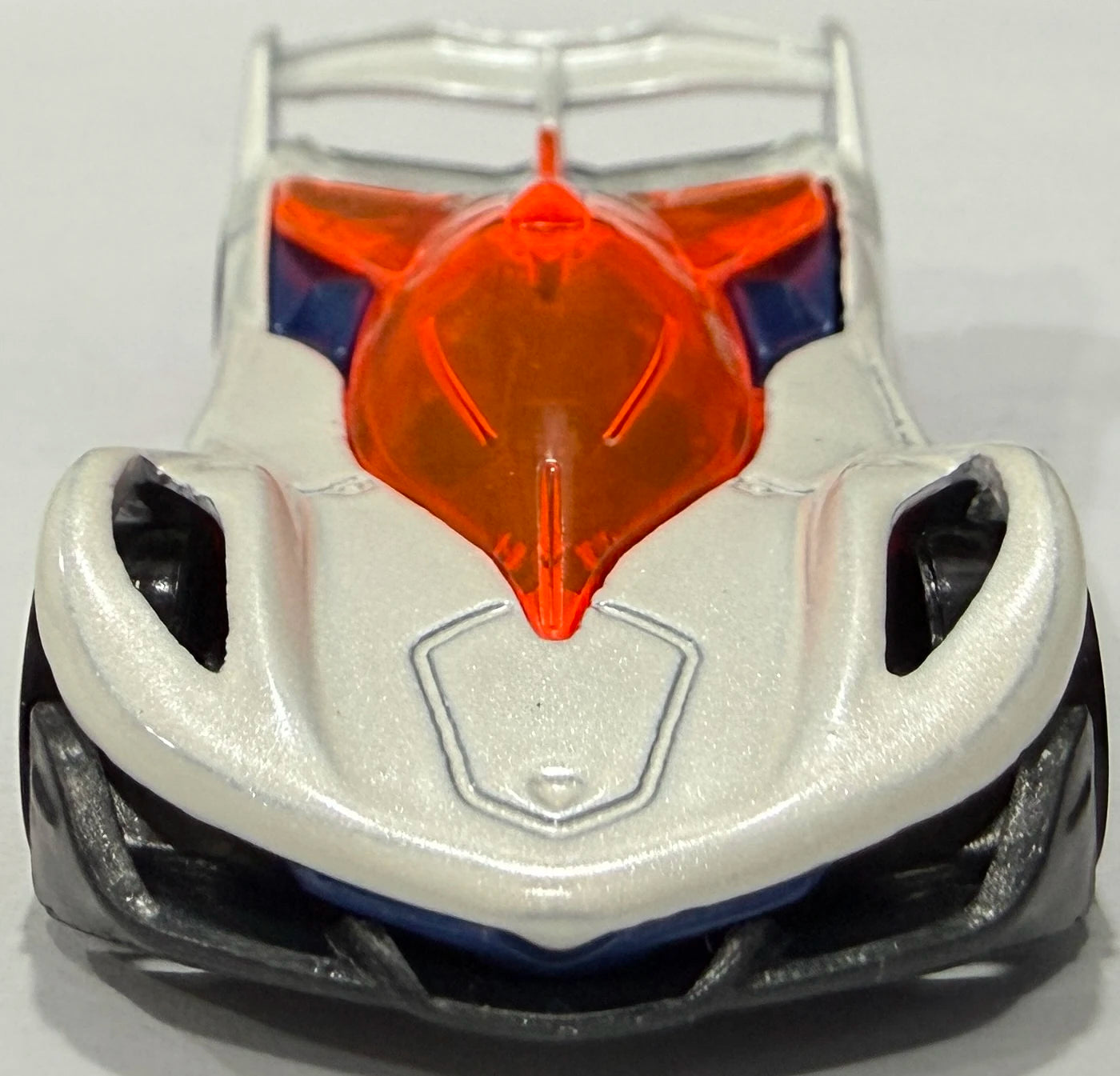 Hot Wheels 2026 - Collector # 075/250 - Exoticars 6/10 - New Models - X-cceleron - White - USA '2026' Card