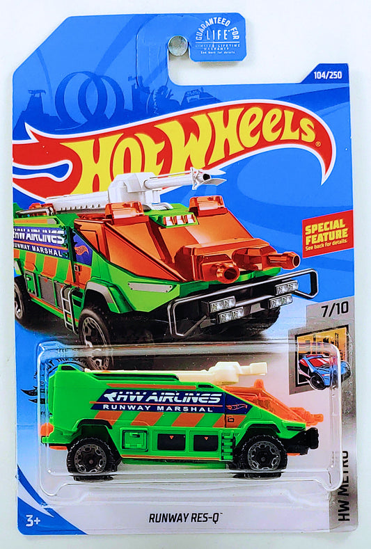 Hot Wheels 2020 - Collector # 104/250 - HW Metro 7/10 - Runway Res-Q - Green - USA Card