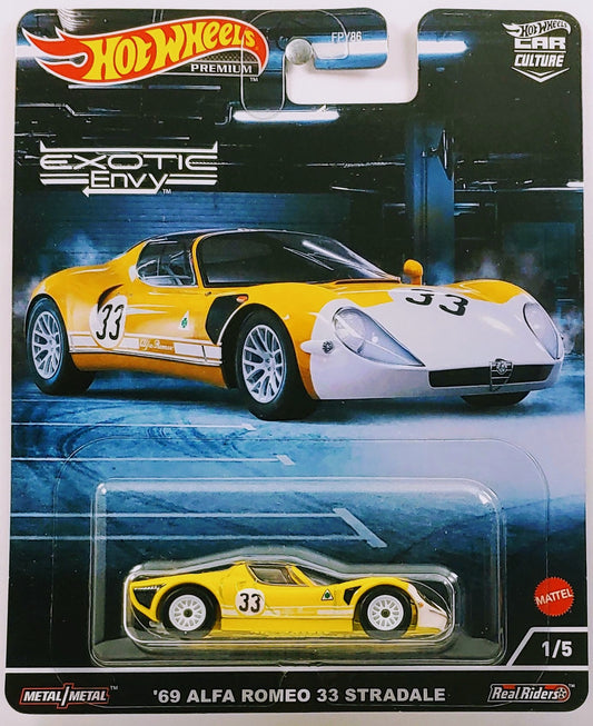 Hot Wheels 2022 - Premium / Car Culture / Exotic Envy 1/5 - '69 Alfa Romeo 33 Stradale - Yellow / #33 - Metal/Metal & Real Riders