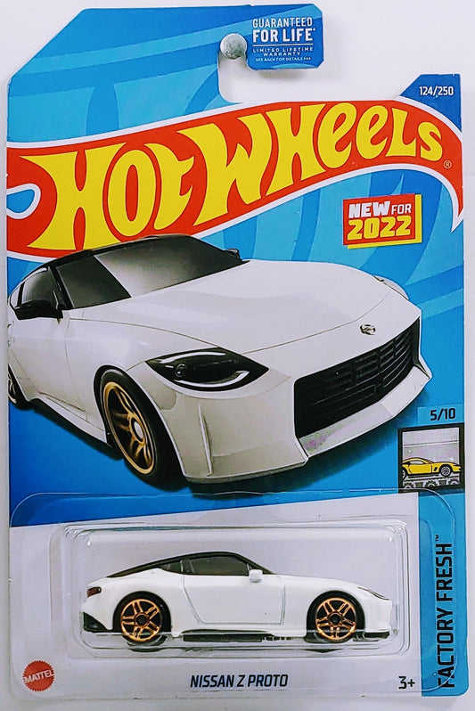 Hot Wheels 2022 - Collector # 124/250 - Factory Fresh 5/10 - New Models - Nissan Z Proto - White - USA Card