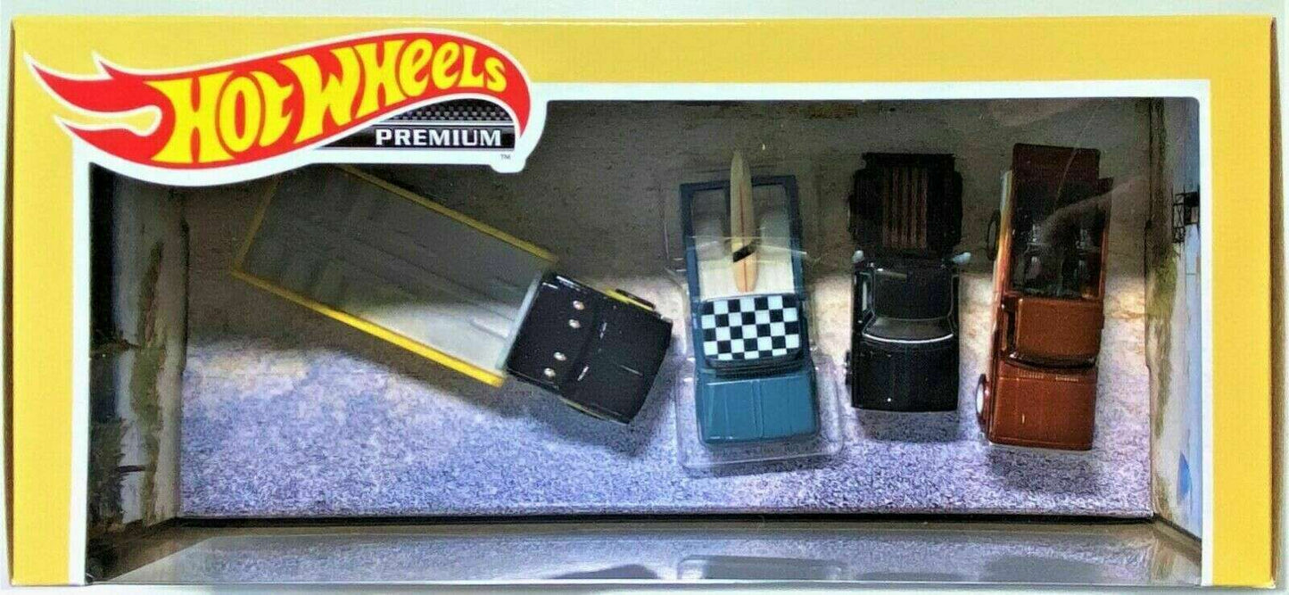 Hot Wheels 2022 - Premium / Diorama 4 Vehicle Set - Classic Trucks - Horizon Hauler, 1978 Dodge Li'l Red Express Truck, Custom '62 Chevy Pickup & Texas Drive 'Em - Metal/Metal & Real Riders