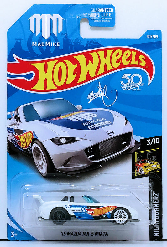 Hot Wheels 2018 - Collector # 040/365 - Nightburnerz 3/10 - '15 Mazda MX-5 Miata - White - USA '50th' Card