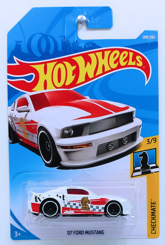 Hot Wheels 2018 - Collector # 289/365 - Checkmate 3/9 - '07 Ford Mustang - White - IC